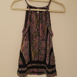 Pretty scoop neck top